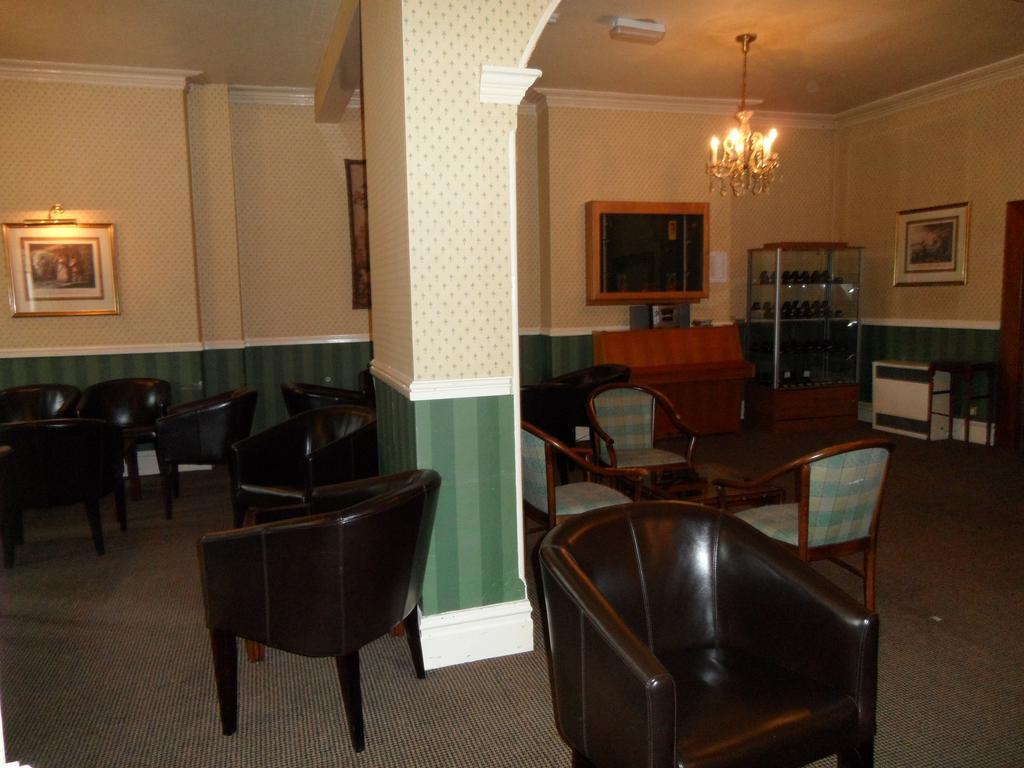 Glen Usk Hotel لاندريندود ويلز المظهر الخارجي الصورة