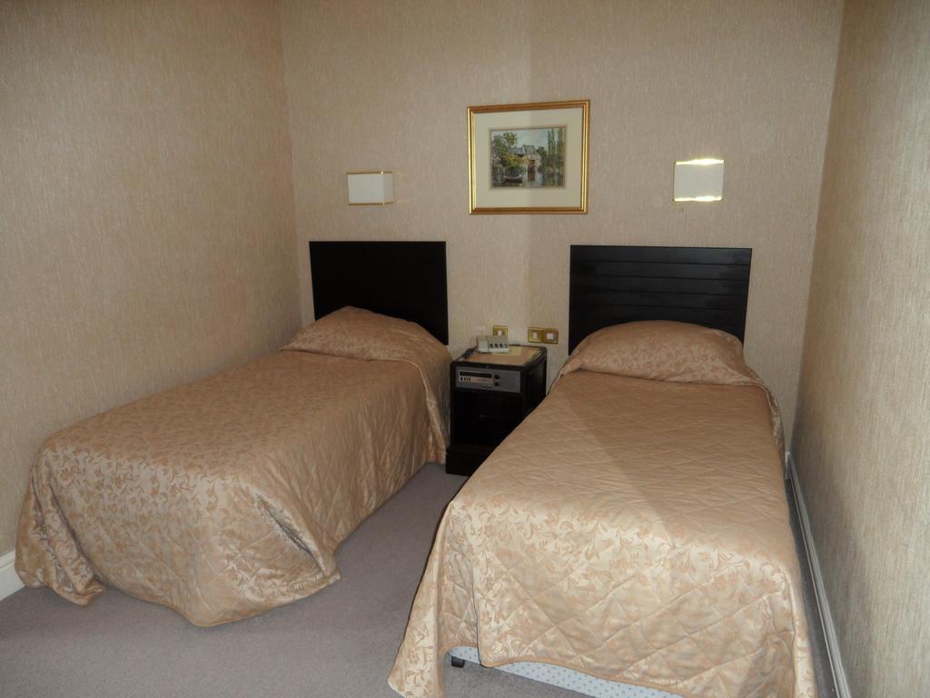 Glen Usk Hotel لاندريندود ويلز المظهر الخارجي الصورة