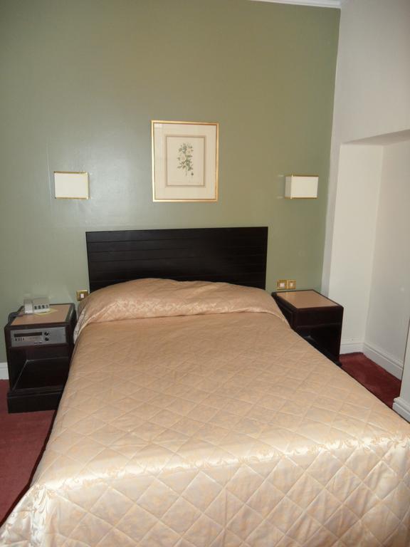 Glen Usk Hotel لاندريندود ويلز المظهر الخارجي الصورة