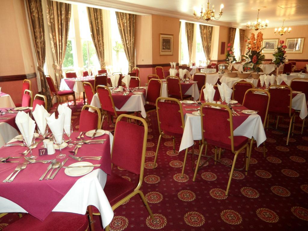 Glen Usk Hotel لاندريندود ويلز المظهر الخارجي الصورة